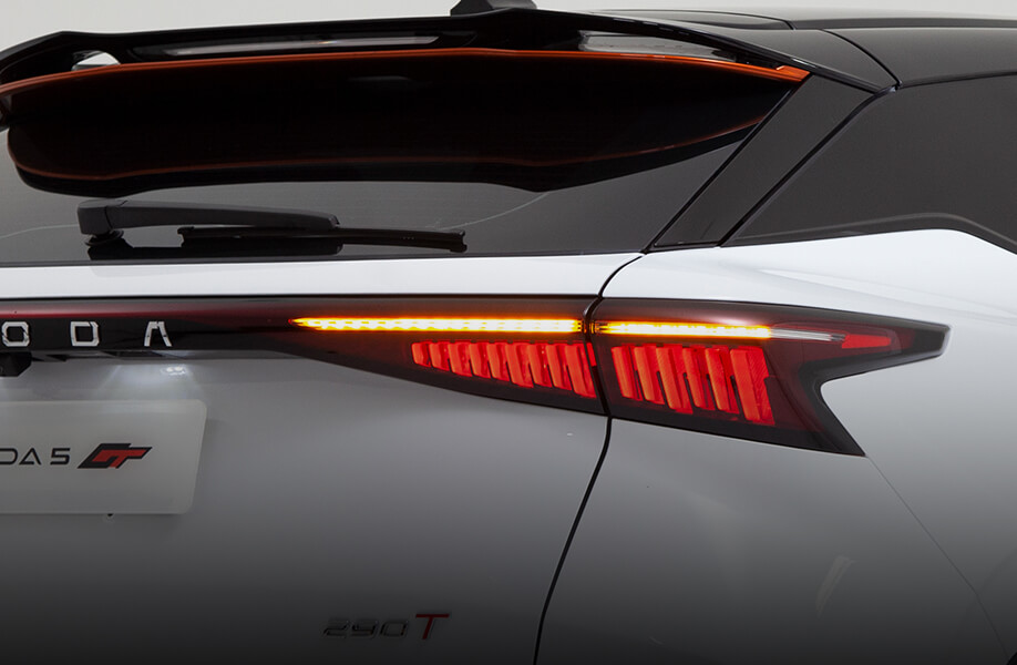 Omoda 5 GT - Sequential LED Turn Light